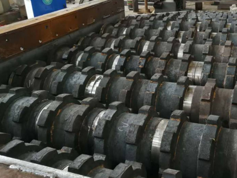 移動式泥石分離機 移動式泥石分離機